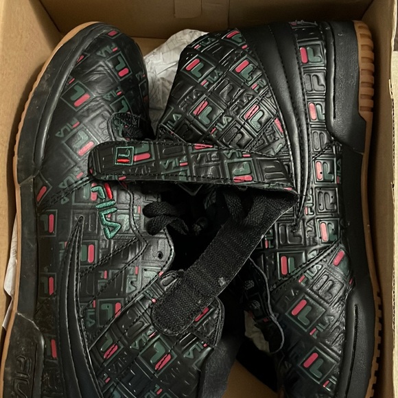 FILA - Picture 1 of 11